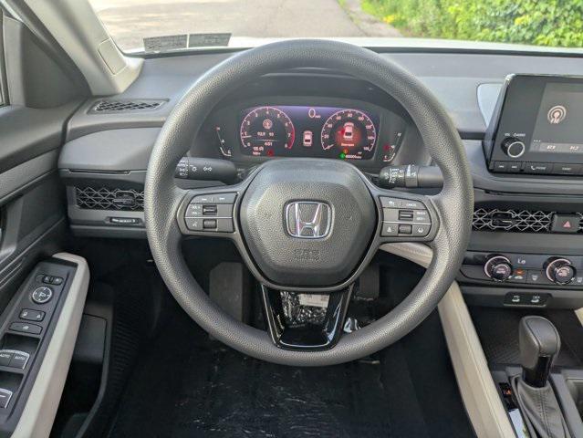 Photo of 2025 Platinum White Pearl Honda Accord