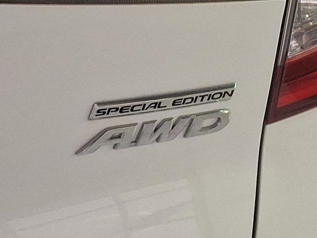 Photo of 2022 Platinum White Honda Pilot