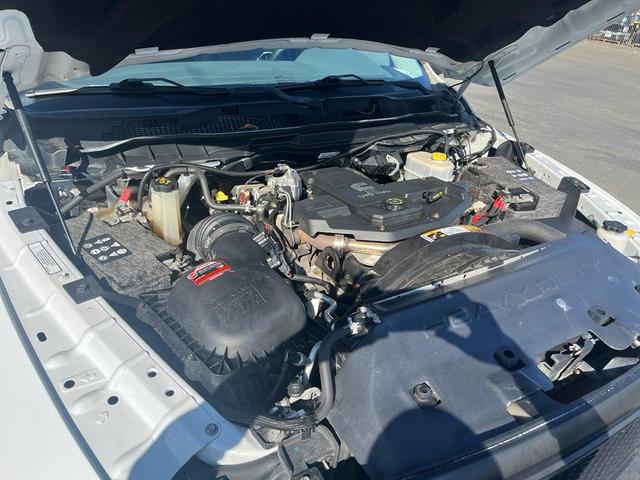 Photo of 2016 Bright White Clearcoat RAM 2500