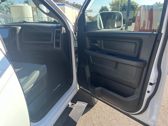 Photo of 2016 Bright White Clearcoat RAM 2500