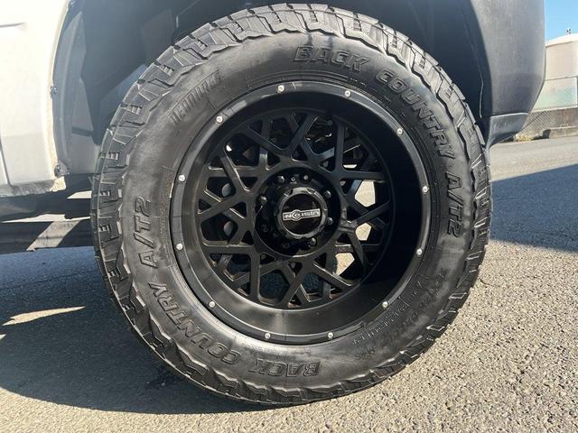 Photo of 2016 Bright White Clearcoat RAM 2500