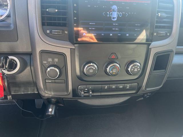 Photo of 2016 Bright White Clearcoat RAM 2500