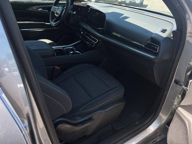 Photo of 2024 Sterling Gray Metallic Chevrolet Traverse