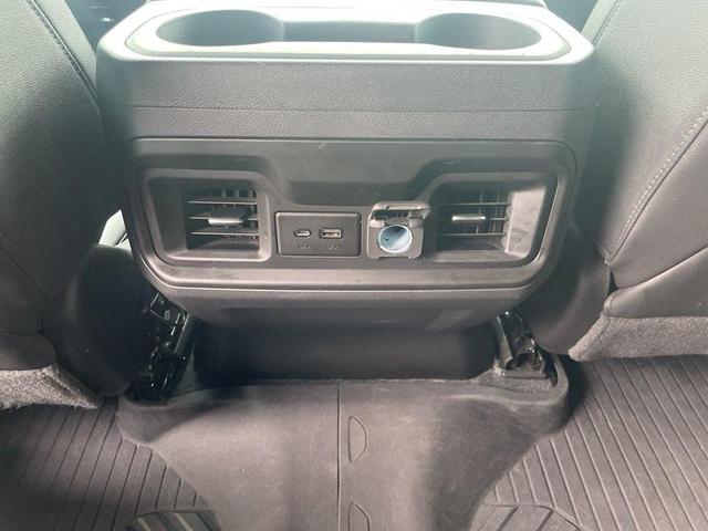 Photo of 2021 Summit White Chevrolet Silverado 1500