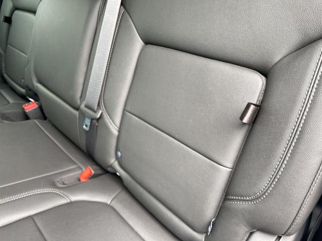Photo of 2021 Summit White Chevrolet Silverado 1500