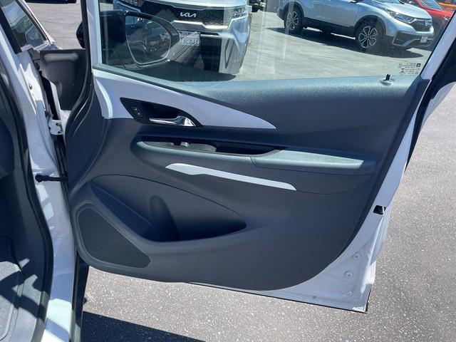 Photo of 2021 Summit White Chevrolet Bolt EV