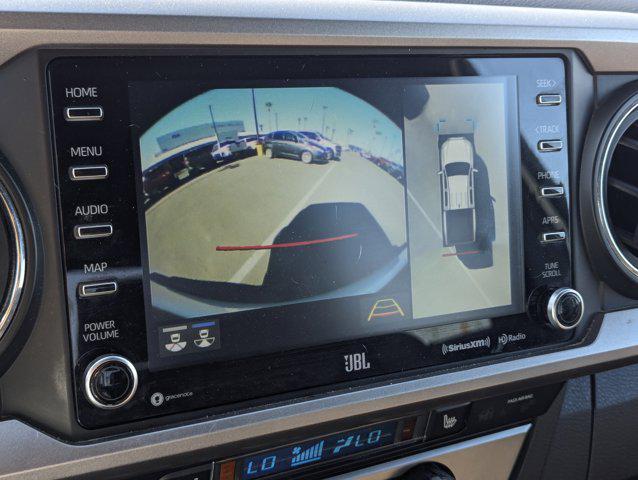 Photo of 2020 Super White Toyota Tacoma