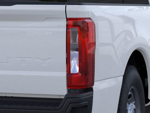 Photo of 2026 Oxford White Ford F-250
