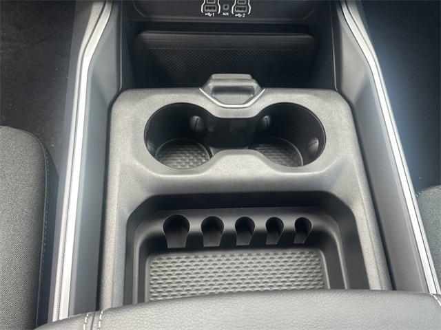 Photo of 2025 Bright White Clearcoat RAM 1500