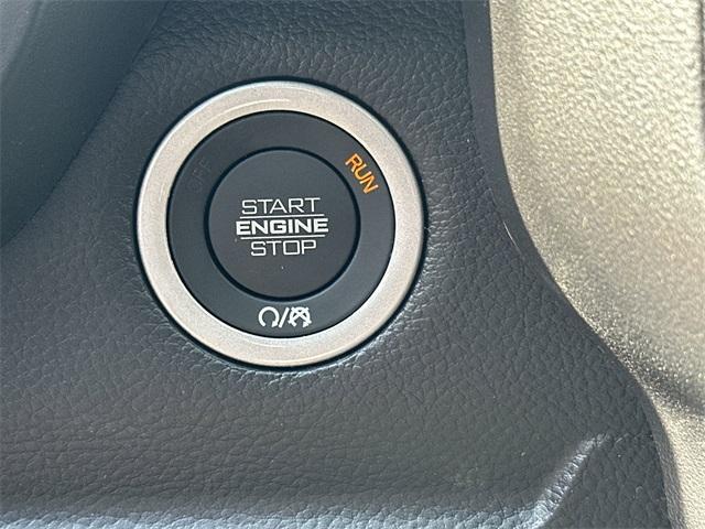 Photo of 2025 Diamond Black RAM 1500