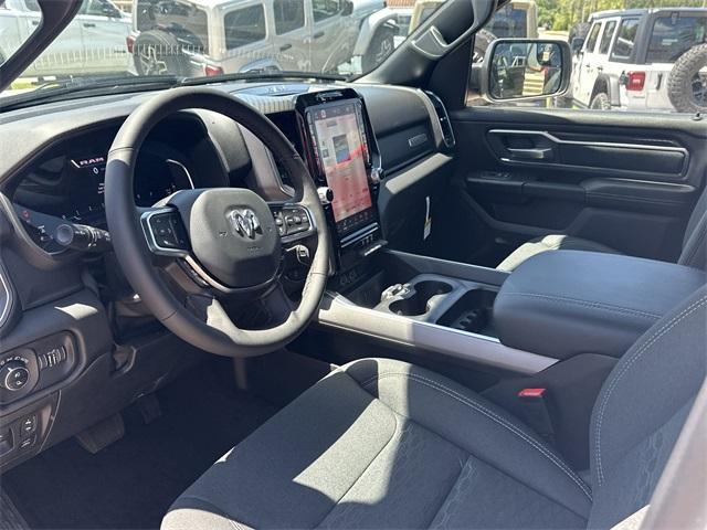 Photo of 2025 Bright White Clearcoat RAM 1500