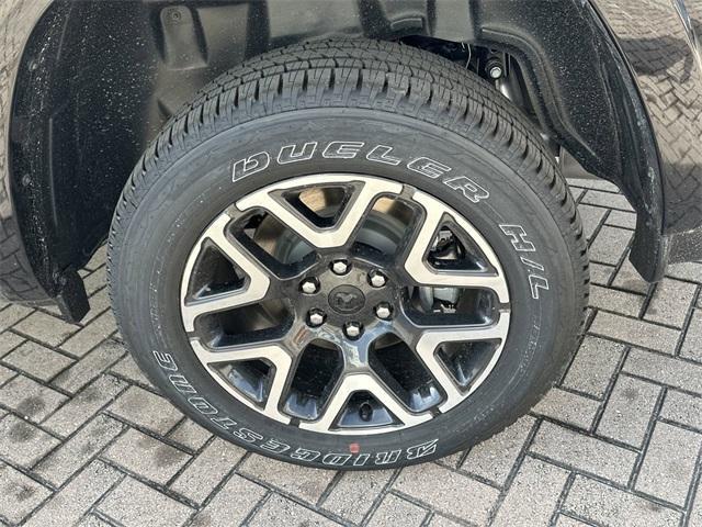 Photo of 2025 Diamond Black RAM 1500