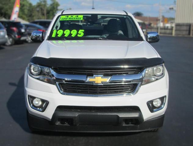 Photo of 2015 Summit White Chevrolet Colorado