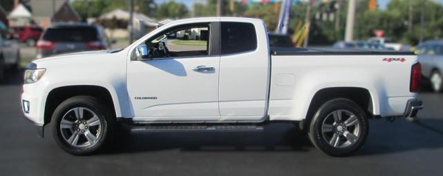 Photo of 2015 Summit White Chevrolet Colorado