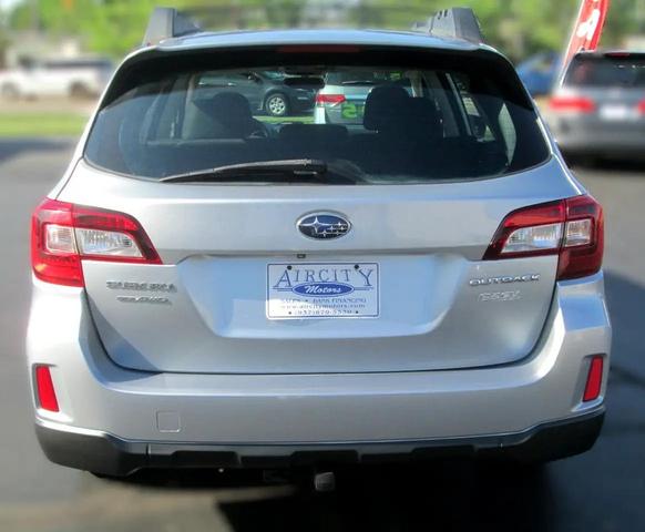 Photo of 2017 Ice Silver Metallic Subaru Outback