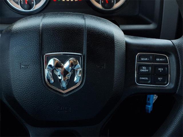 Photo of 2019 Diamond Black Crystal Pearlcoat RAM 1500