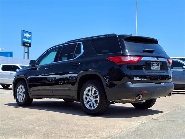 Photo of 2021 Mosaic Black Metallic Chevrolet Traverse