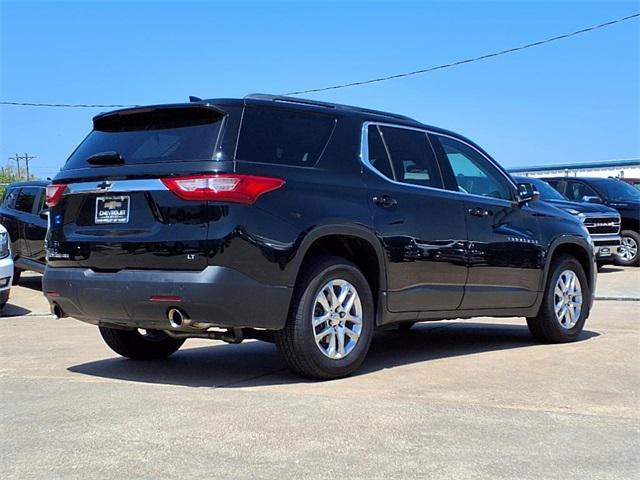 Photo of 2021 Mosaic Black Metallic Chevrolet Traverse