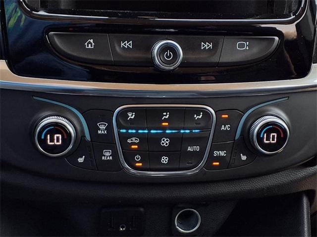 Photo of 2021 Mosaic Black Metallic Chevrolet Traverse