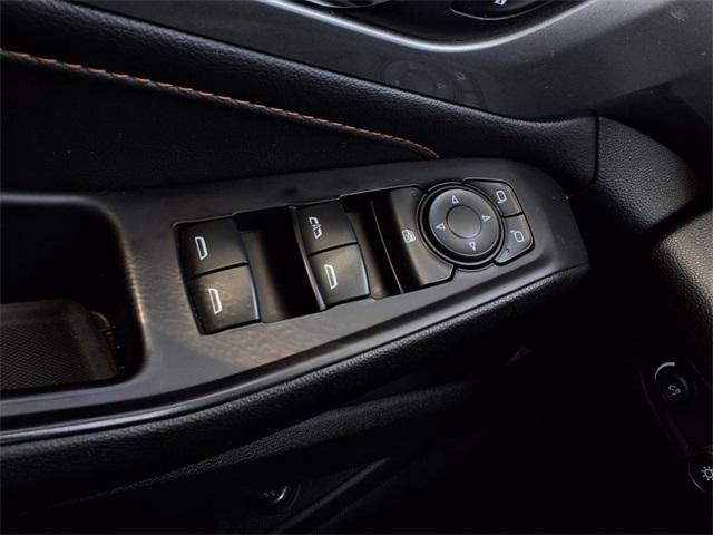Photo of 2021 Mosaic Black Metallic Chevrolet Traverse