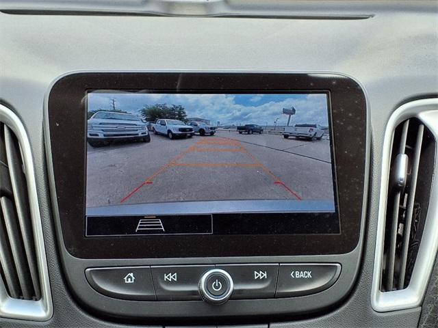 Photo of 2025 Mineral Gray Chevrolet Malibu