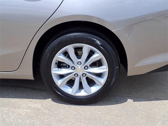 Photo of 2025 Mineral Gray Chevrolet Malibu
