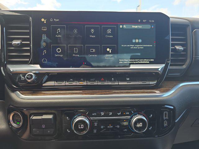 Photo of 2022 Summit White GMC Sierra 1500