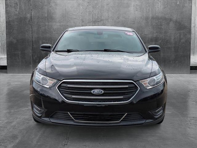 Photo of 2018 Shadow Black Ford Taurus