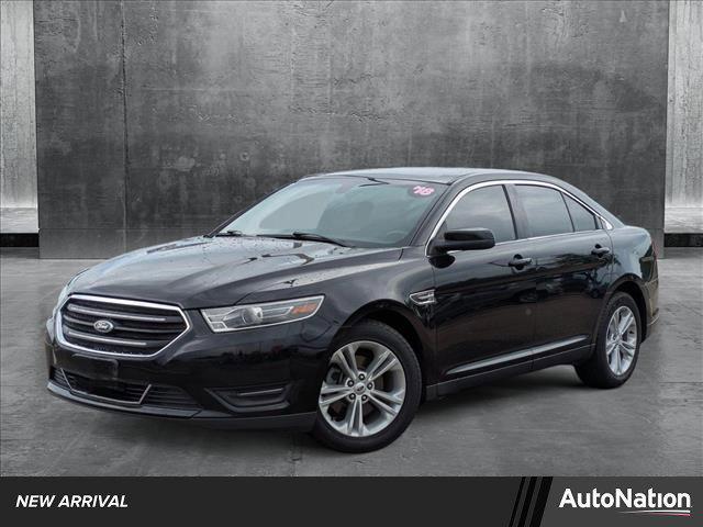 Photo of 2018 Shadow Black Ford Taurus