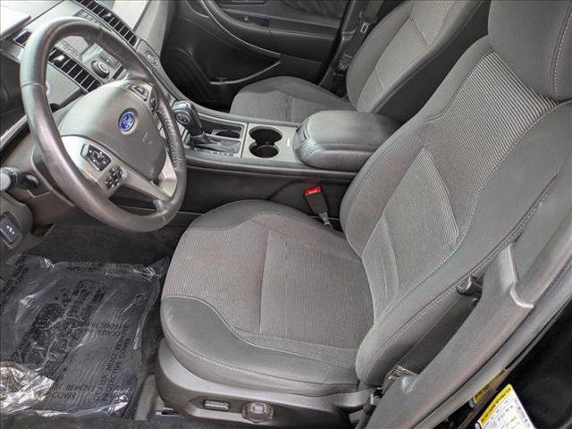 Photo of 2018 Shadow Black Ford Taurus