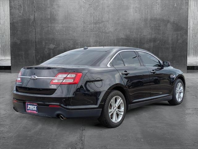 Photo of 2018 Shadow Black Ford Taurus