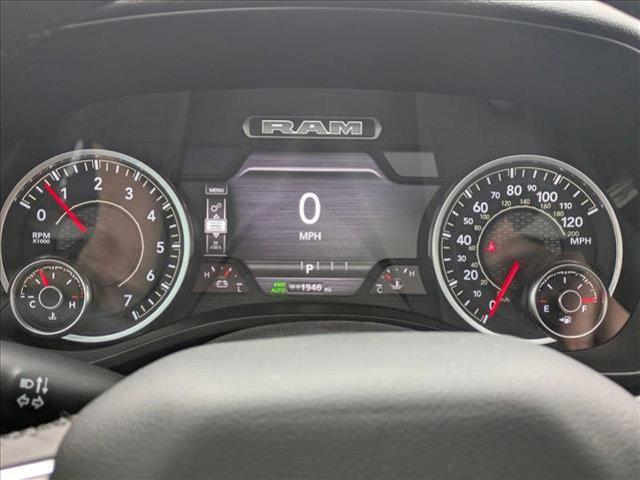 Photo of 2025 Diamond Black Crystal Pearlcoat RAM 1500