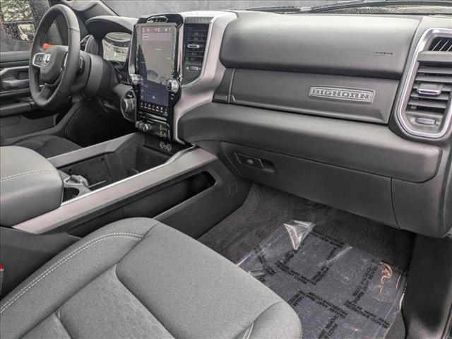 Photo of 2025 Diamond Black Crystal Pearlcoat RAM 1500