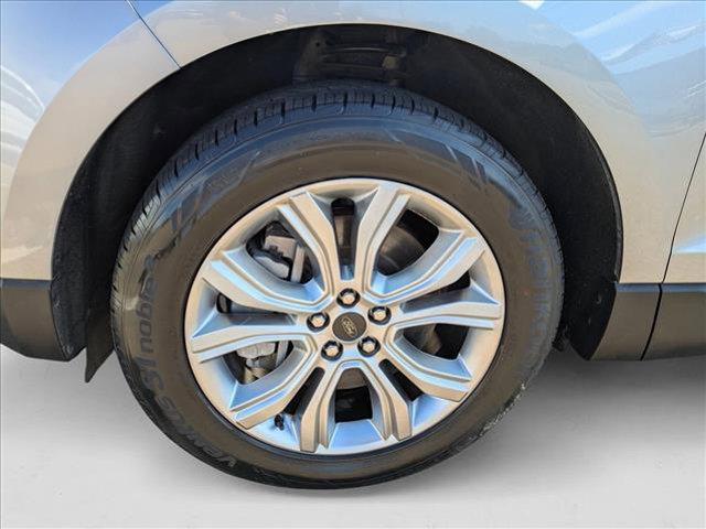 Photo of 2022 Iconic Silver Metallic Ford Edge