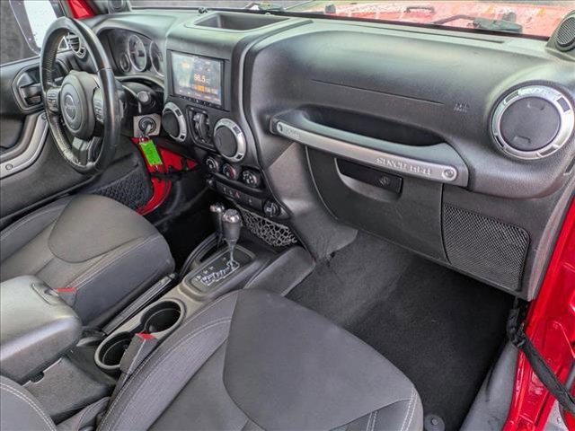 Photo of 2014 Firecracker Red Clearcoat Jeep Wrangler Unlimited