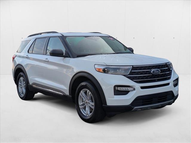 Photo of 2021 Star White Metallic Tri-Coat Ford Explorer