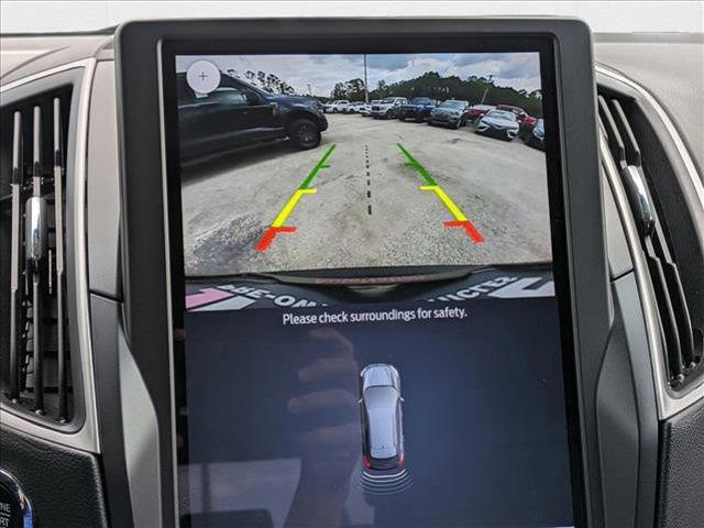 Photo of 2024 Agate Black Metallic Ford Edge