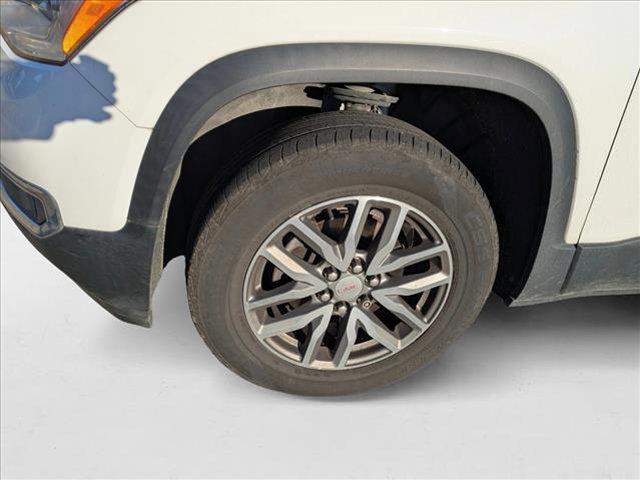 Photo of 2019 Summit White GMC Acadia