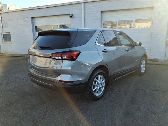 Photo of 2023 Sterling Gray Metallic Chevrolet Equinox