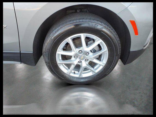Photo of 2023 Sterling Gray Metallic Chevrolet Equinox