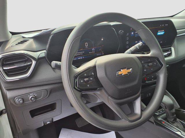 Photo of 2025 Cacti Green Chevrolet Trailblazer