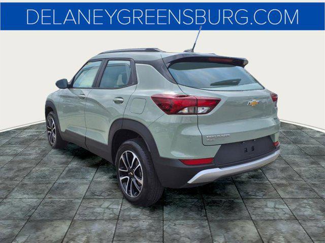 Photo of 2025 Cacti Green Chevrolet Trailblazer