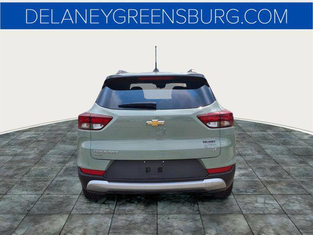 Photo of 2025 Cacti Green Chevrolet Trailblazer