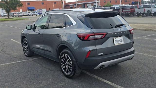 Photo of 2025 Carbonized Gray Metallic Ford Escape PHEV