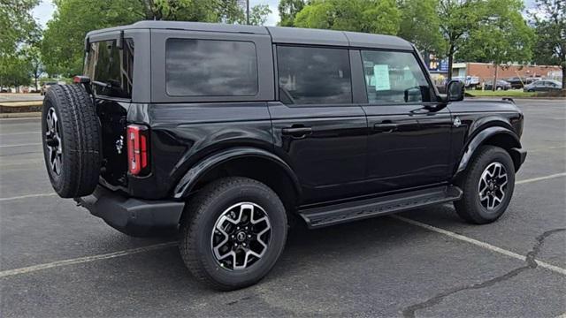 Photo of 2025 Shadow Black Ford Bronco