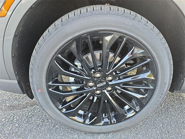 Photo of 2025 Asher Gray Metallic Clearcoat Lincoln Corsair
