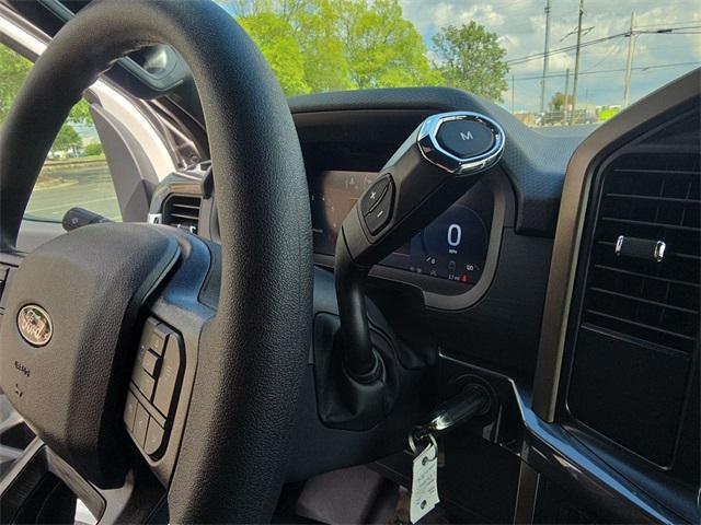 Photo of 2025 Oxford White Ford F-150