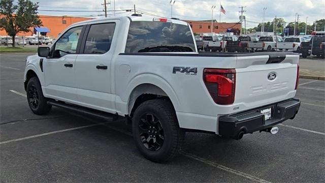Photo of 2025 Oxford White Ford F-150