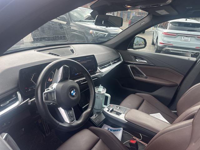 Photo of 2023 Black Sapphire Metallic BMW X1