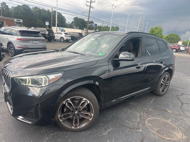 Photo of 2023 Black Sapphire Metallic BMW X1